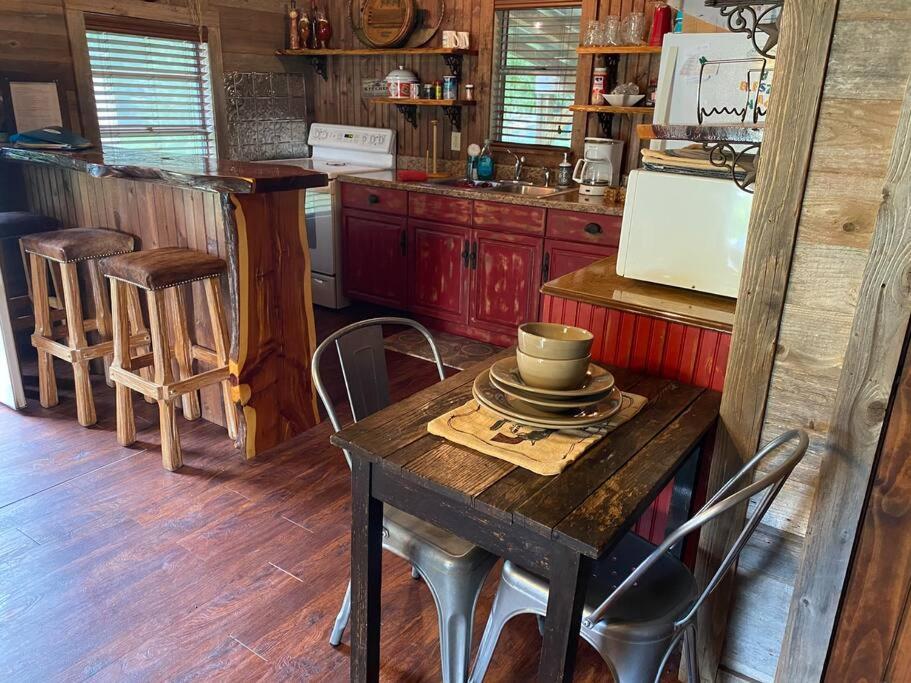 8Th St. Cowboy Haus I Biker Friendly I River 班德拉 外观 照片