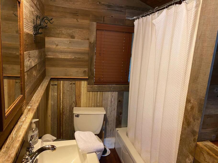 8Th St. Cowboy Haus I Biker Friendly I River 班德拉 外观 照片