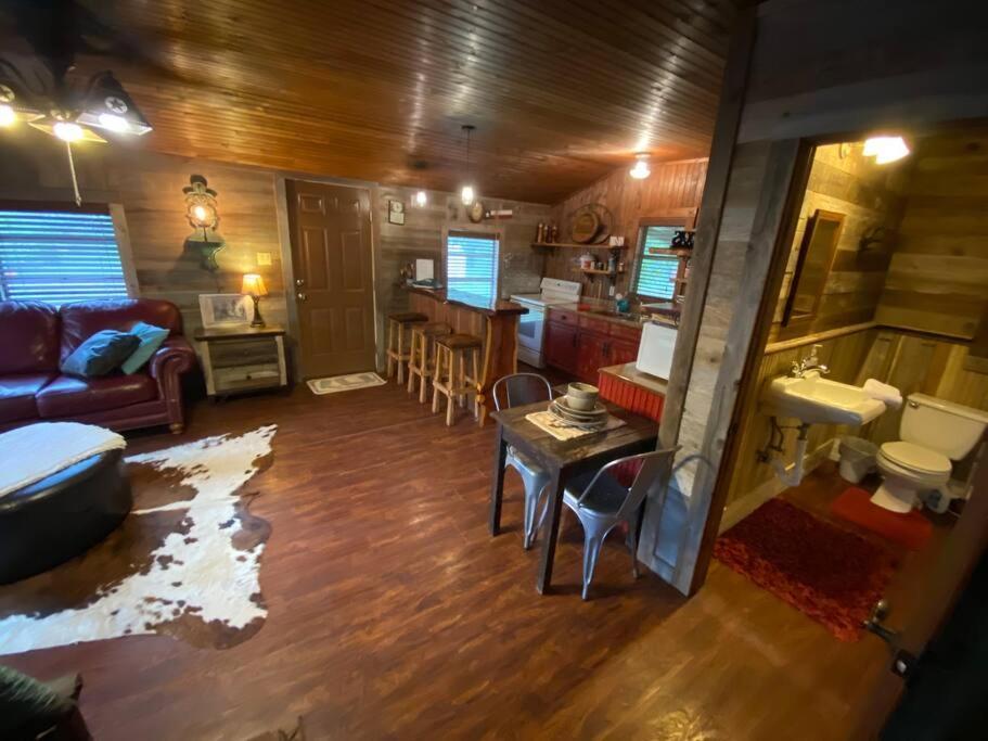 8Th St. Cowboy Haus I Biker Friendly I River 班德拉 外观 照片